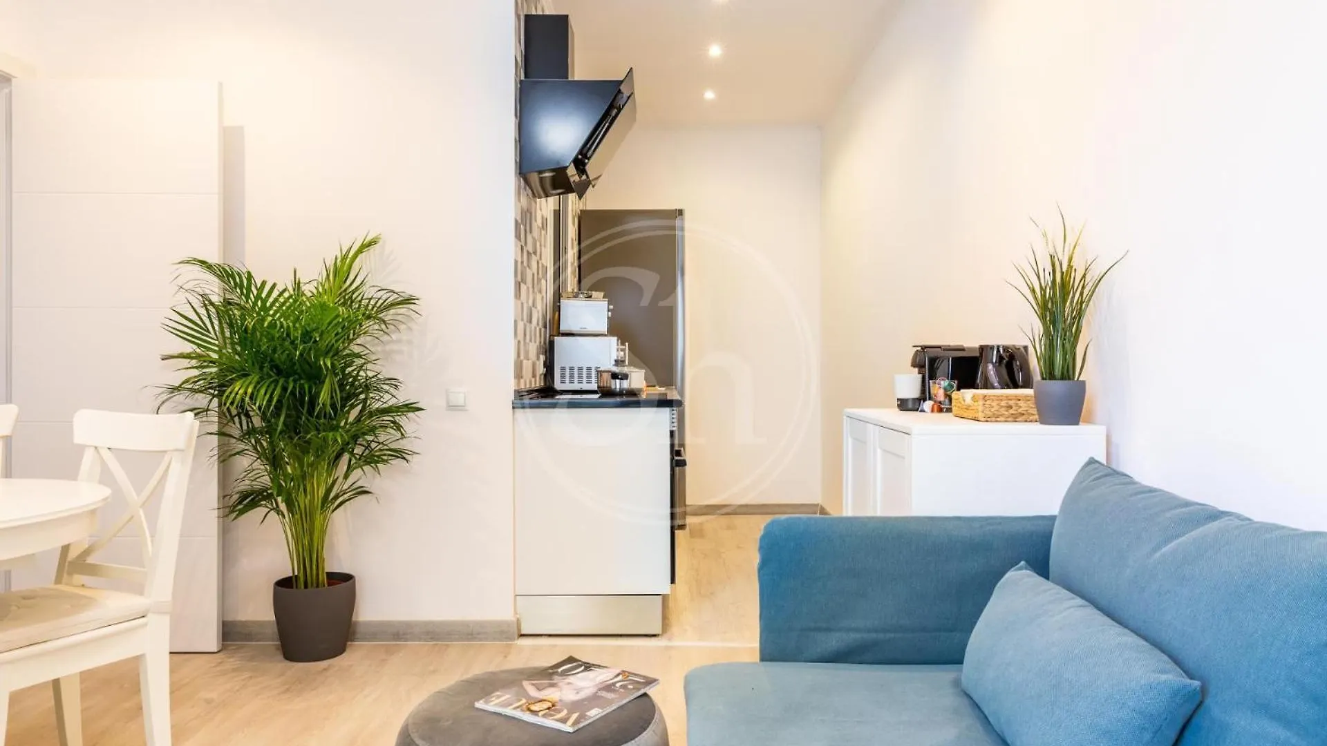 Apartment Near Sagrada Familia 바르셀로나