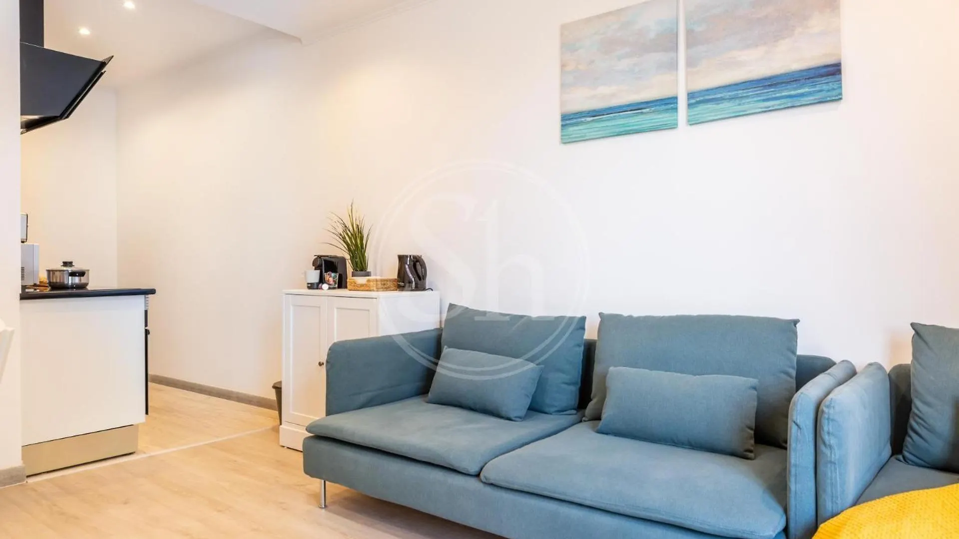 Apartment Near Sagrada Familia 바르셀로나 0*,  스페인